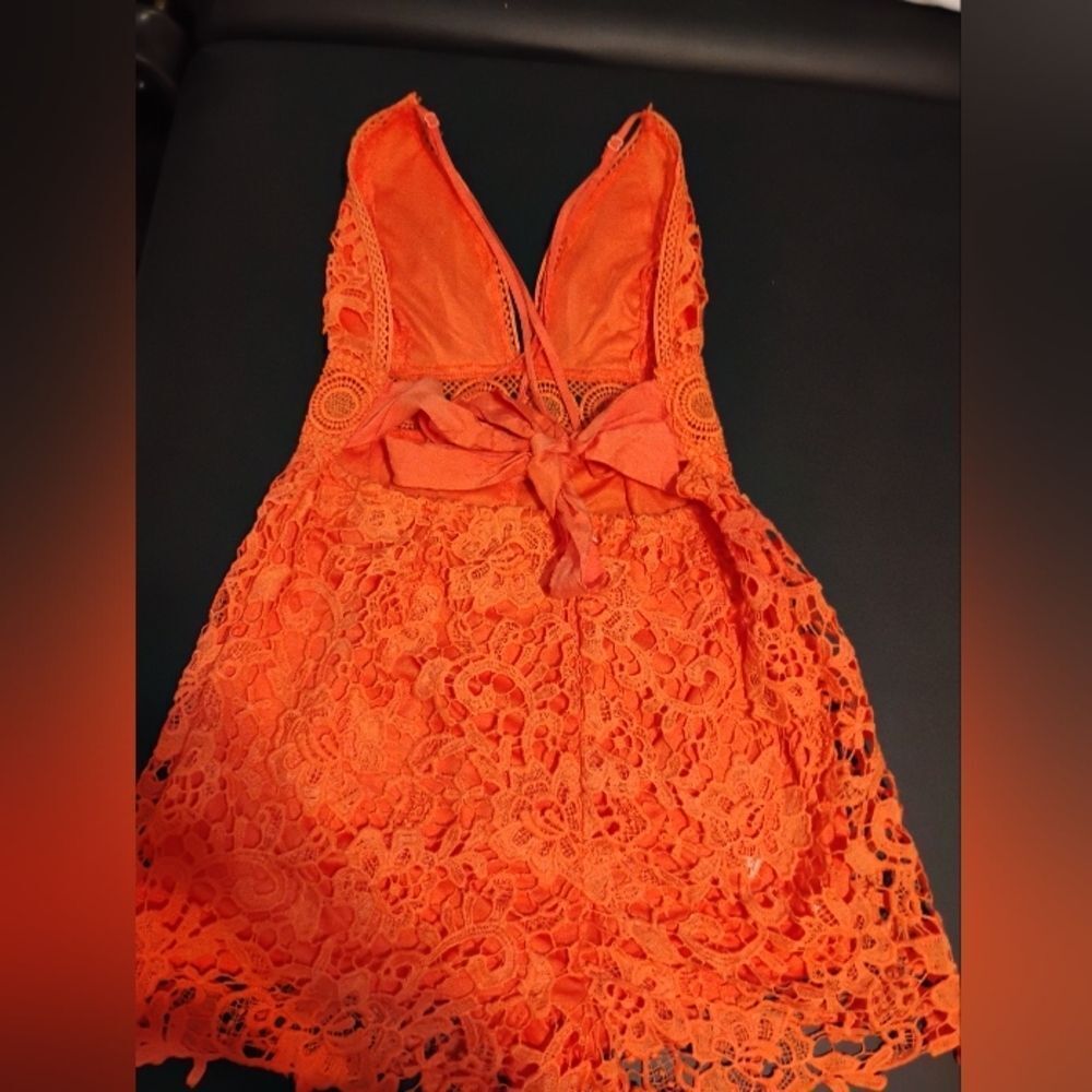 Fashion Nova Vibrant Coral (Orange/Pink) Lace Romper Size Large - Picture 7 of 8